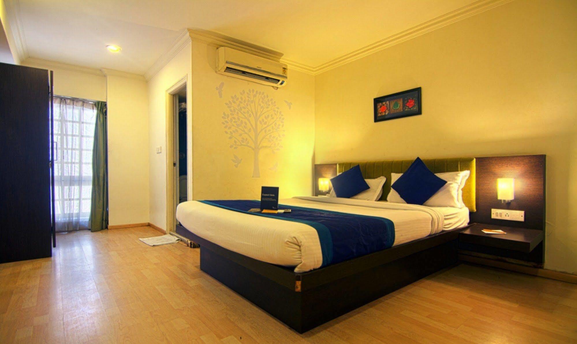 Fabhotel Indiranagar Bangalore Exterior photo